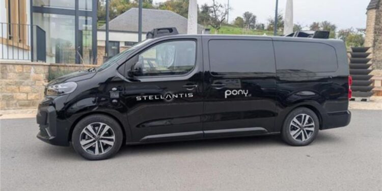 Tecnología de conducción autónoma de Pony.ai se integra con Stellantis